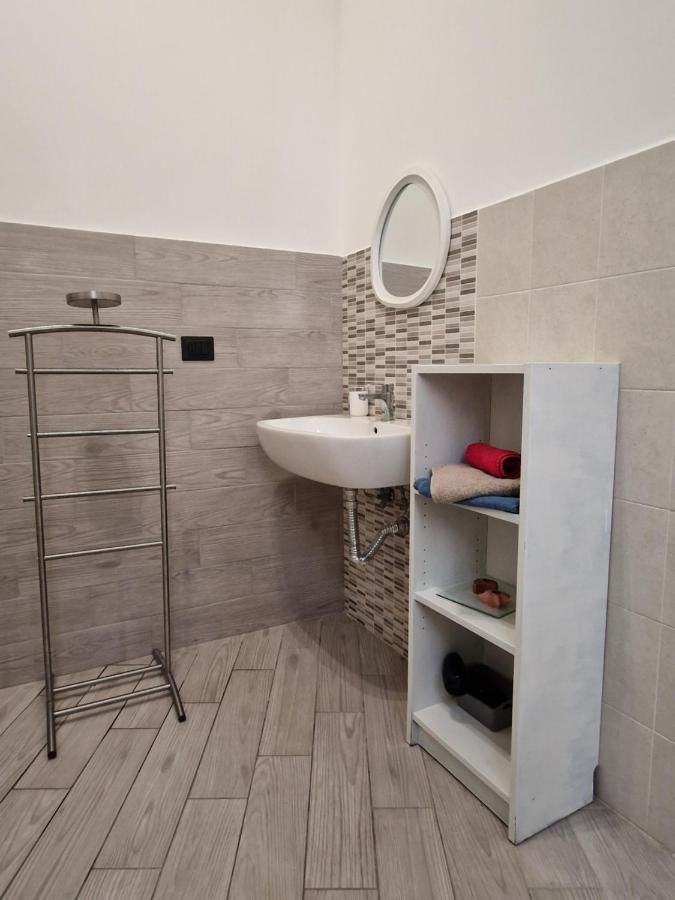 Il Filo Di Claudia Apartment Savona Exterior photo